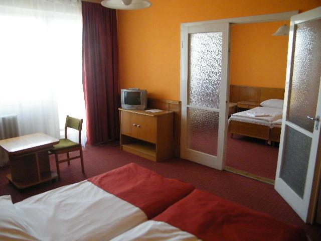 Hotel Magistern Siófok Exterior foto